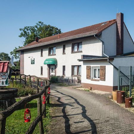 Gasthaus Stuckatz Dollenchen Екстер'єр фото