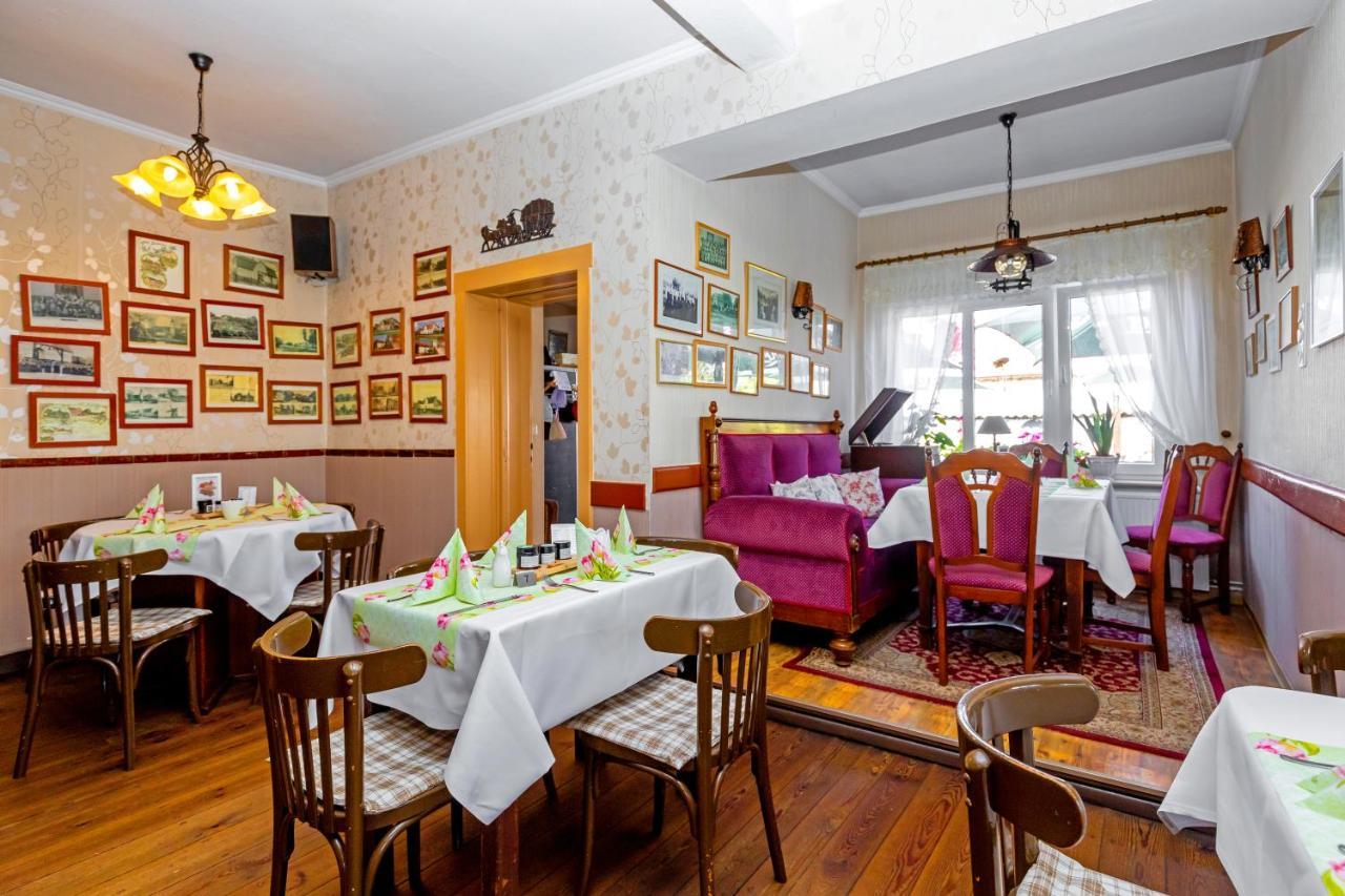 Gasthaus Stuckatz Dollenchen Екстер'єр фото